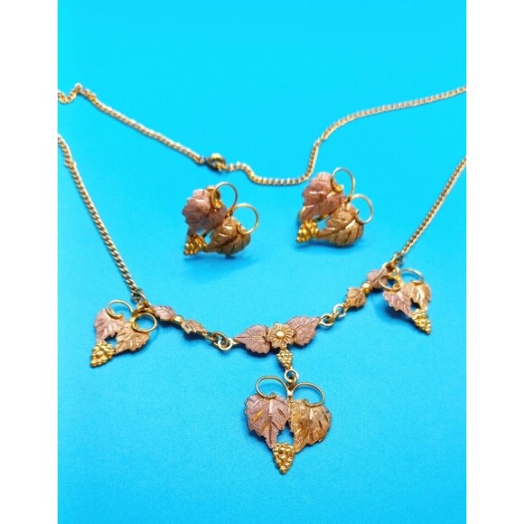 Landstrom BLACK HILLS GOLD Necklace and Earrings 10K-12K - Picture 6 of 16